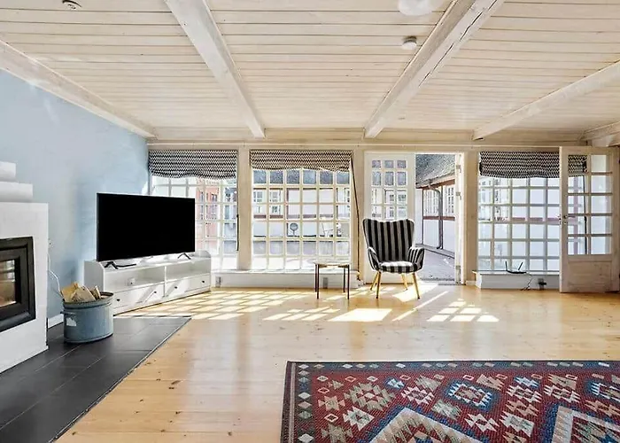 Sb127-augustenborg-svinget-2-b * Augustenborg