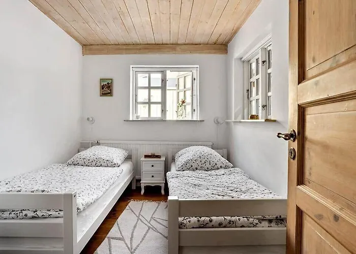 Sb127-augustenborg-svinget-2-b * Augustenborg